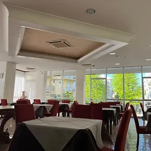 *** Hotel Fellini Italia