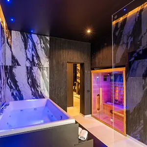  Bed & Breakfast Amari120suite&spa Italia